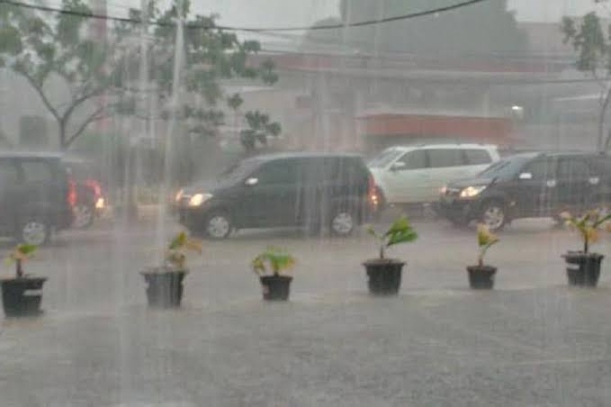 Hujan deras berkemungkinan guyur Pekanbaru dan sekitar (foto/int)